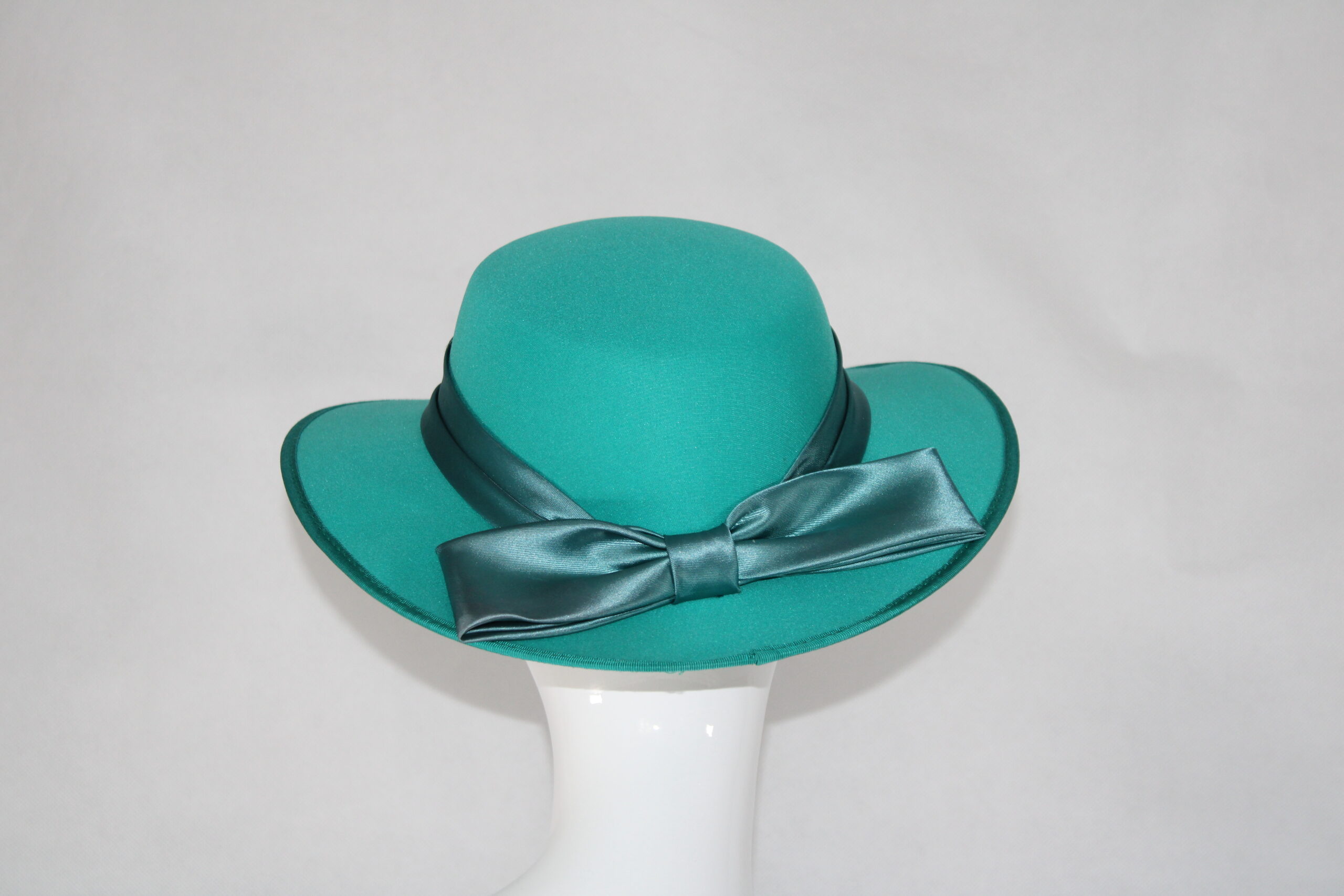 Julia Bespoke hat hire choose a hat that makes you look and feel